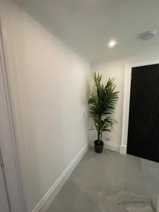 Royal Mile Apartment 2Bedroom เอดินบะระ ภายนอก รูปภาพ